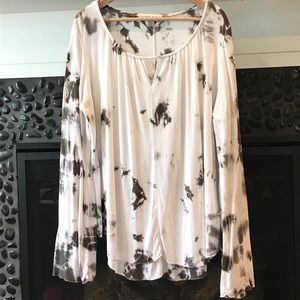Soft, Comfy, Tie-Dye Top - size 1x/2x